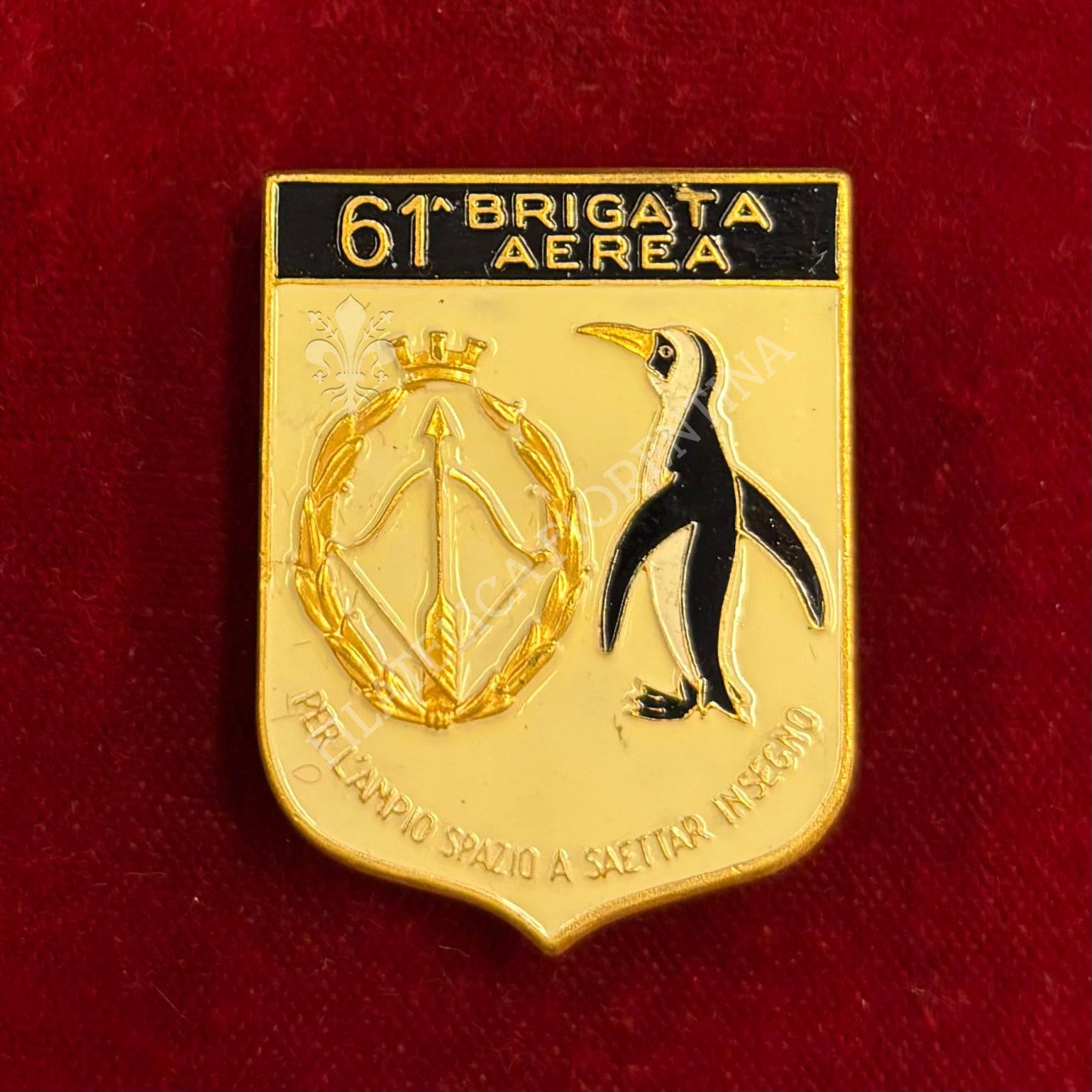 Spilla No Pasaran &ndash; Distintivo Smalto Brigata Internazionale &ndash; Collezionismo Storico