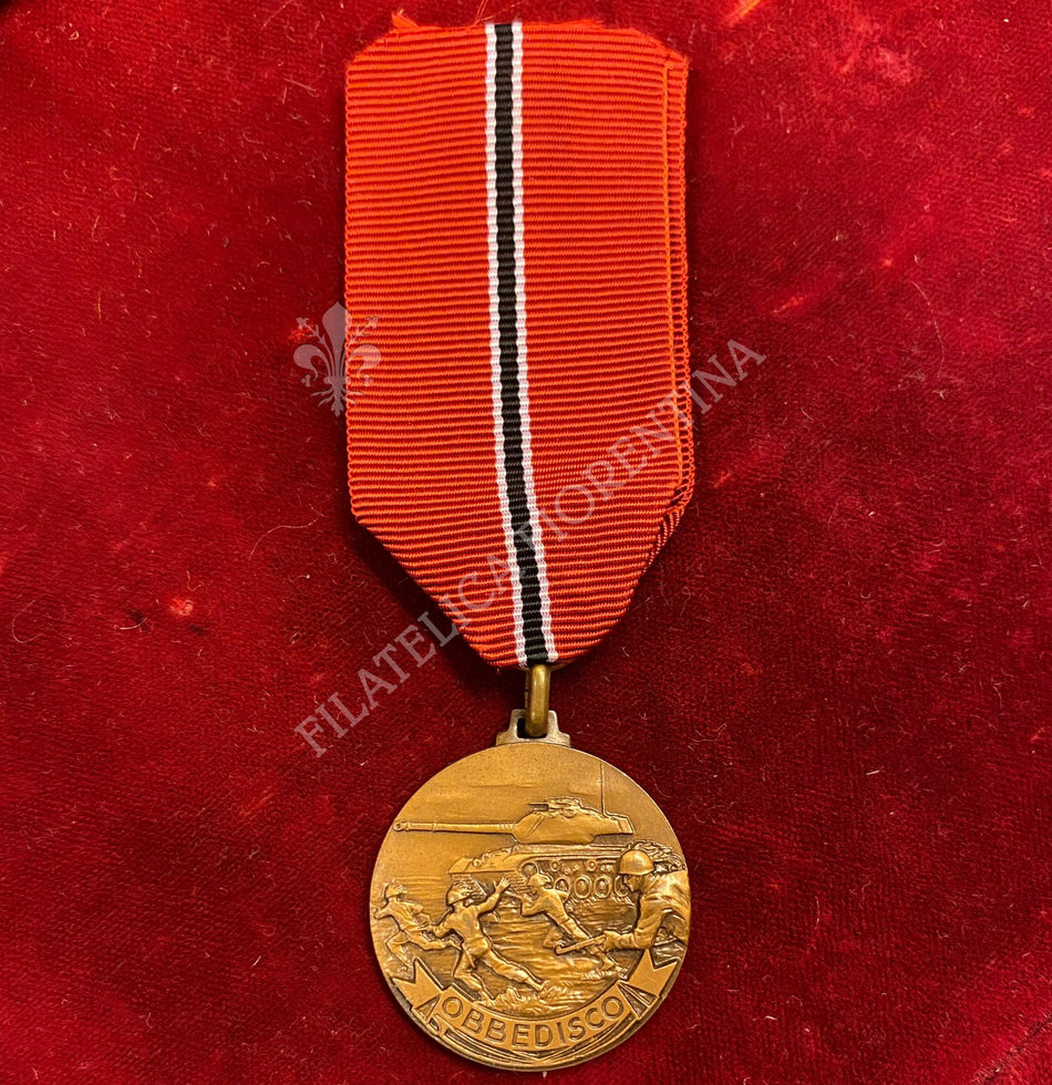 Medaglia "182° Reggimento Corazzato Garibaldi" - con nastro