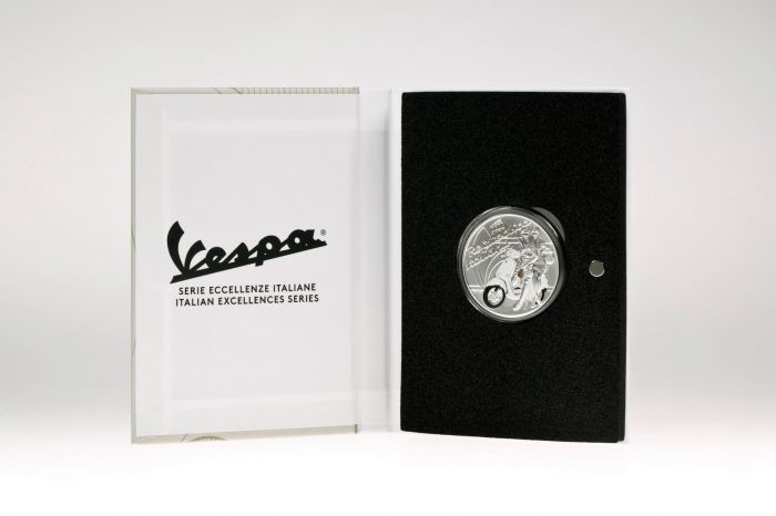 Italia 2019 - 5 Euro Argento 925/°°° "Vespa" - Serie Eccellenze Italiane BIANCA