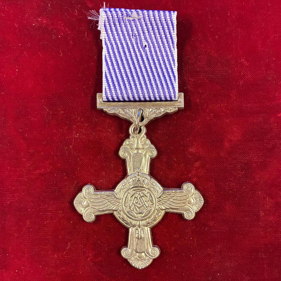 REGNO UNITO - Medaglia della Distingushed Flying Cross - RIPRODUZIONE