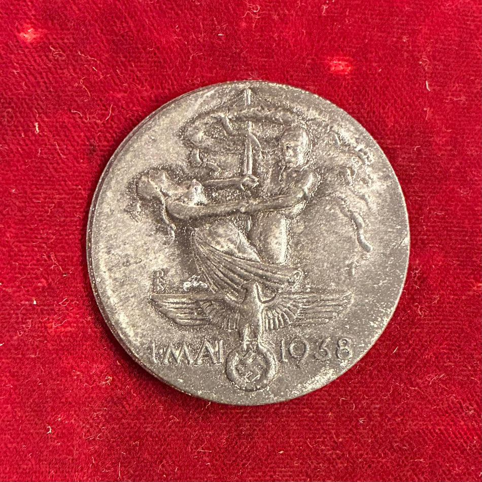 Distintivo originale commemorativo della festa del lavoro - 1° Maggio 1938