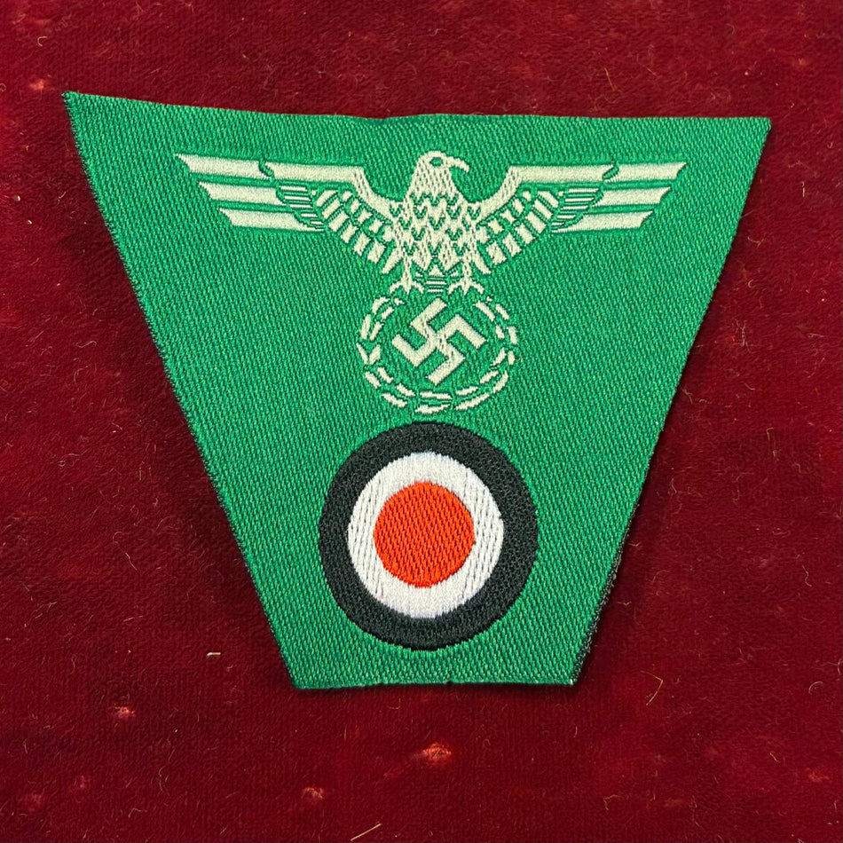 Fregio da berretto dell'Esercito tedesco della Wehrmacht