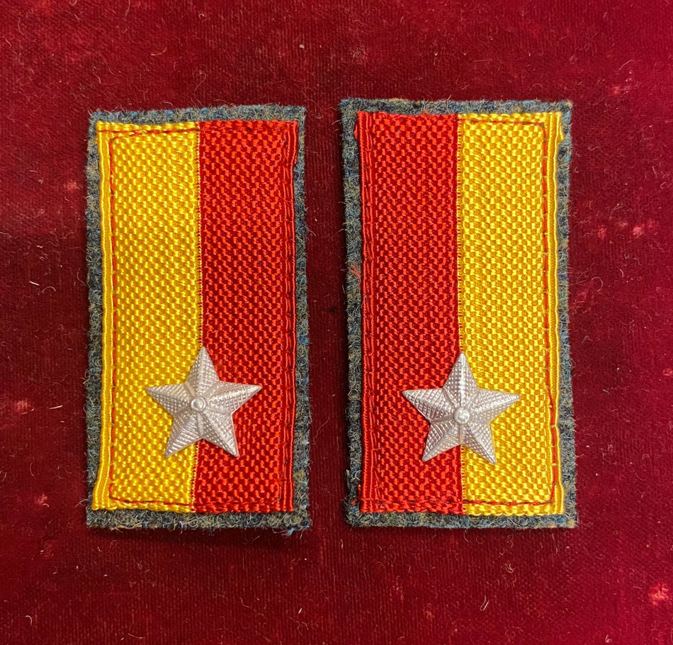 Regno d'Italia - Mostrine in stoffa Regio Esercito italiano "Reggimento Fanteria Bari"