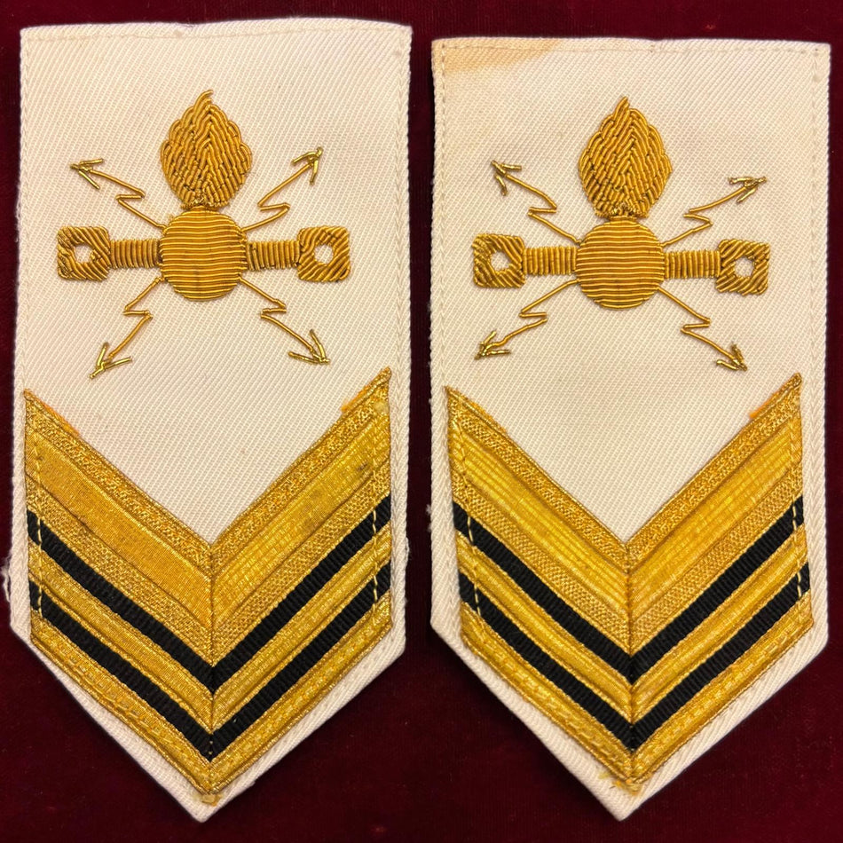 Gradi da "2° Capo - Sottufficiali - Categoria Stereotelemetristi" - Marina Militare