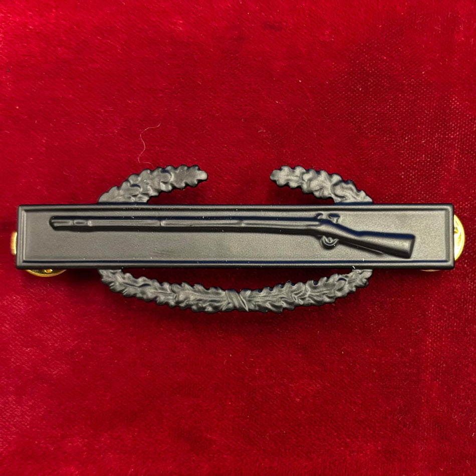 U.S. Army - Distintivo da petto "Combat Infantryman" - in metallo nero