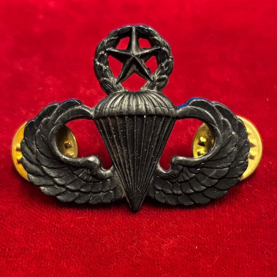 U.S. Army - Brevetto da Paracadutista "Master Parachutist" - in metallo nero
