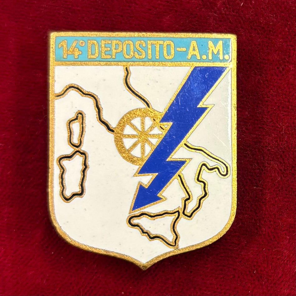 Distintivo numerato "14° Deposito A.M." - Aeronautica Militare (S. Johnson)
