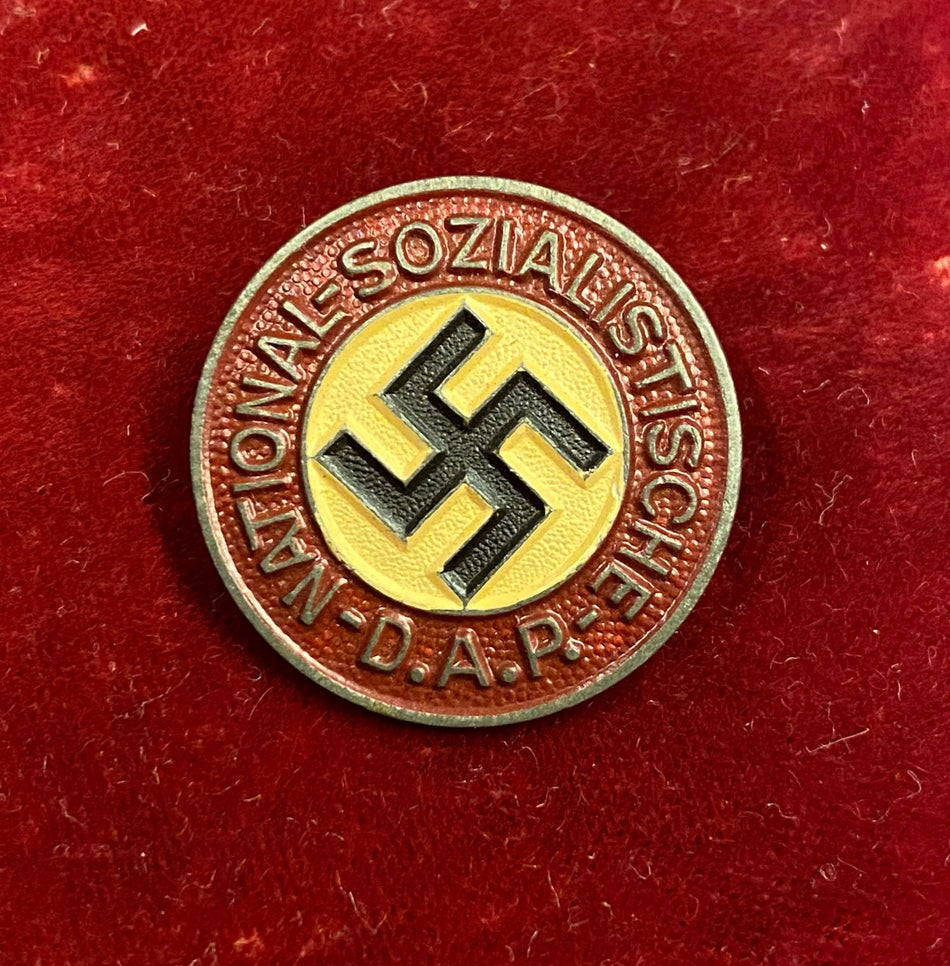 Terzo Reich - Distintivo di membro del NSDAP - marcato M 1/17