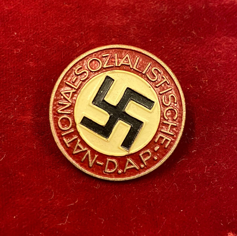 Terzo Reich - Distintivo di membro del NSDAP - marcato M 1/100