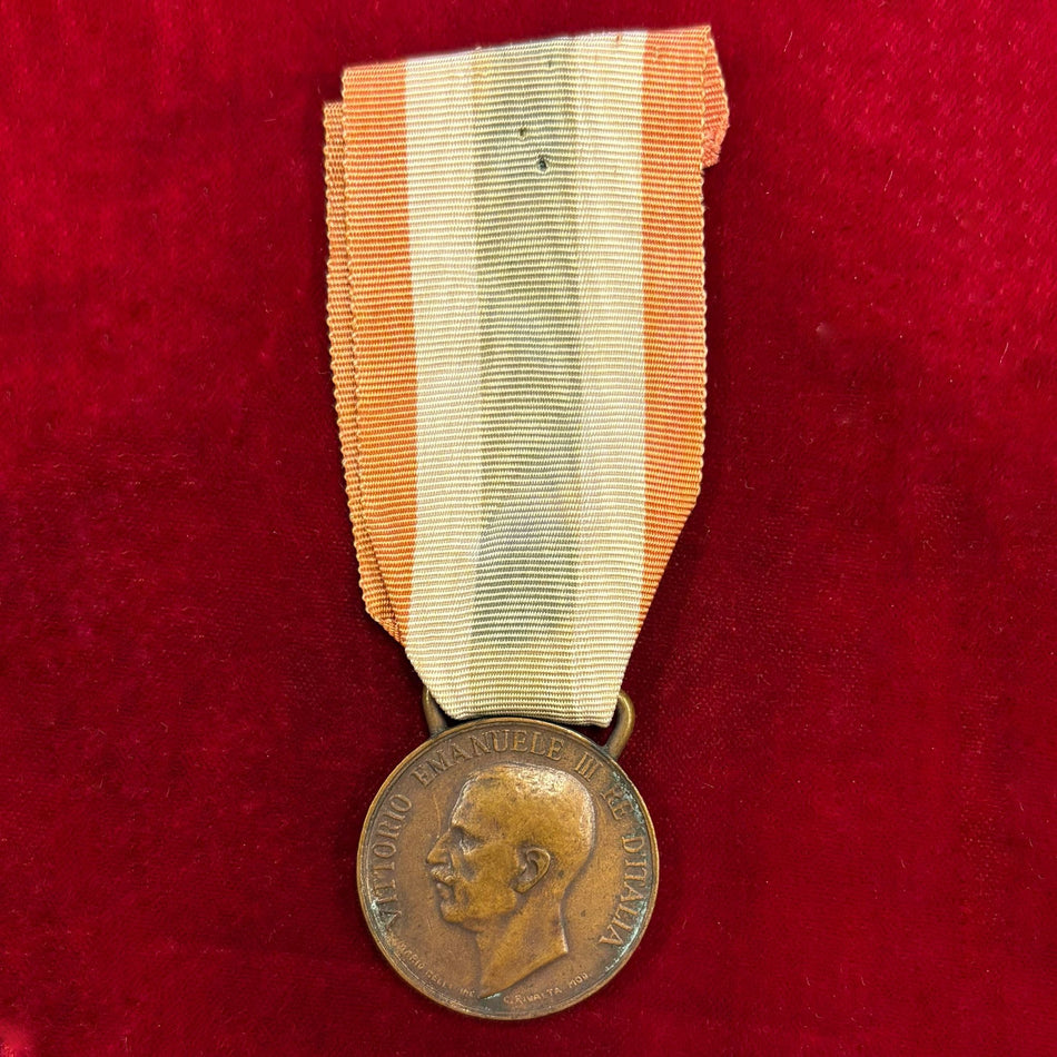 Vittorio Emanuele III Re d'Italia - Medaglia a ricordo dell'Unità d'Italia 1848 - 1918 (Ass. Naz. Madri e Vedove dei Caduti)