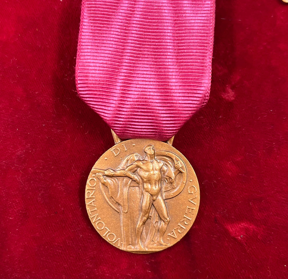 Regno d'Italia - Medaglia Volontario di Guerra - Picchiani e Barlacchi
