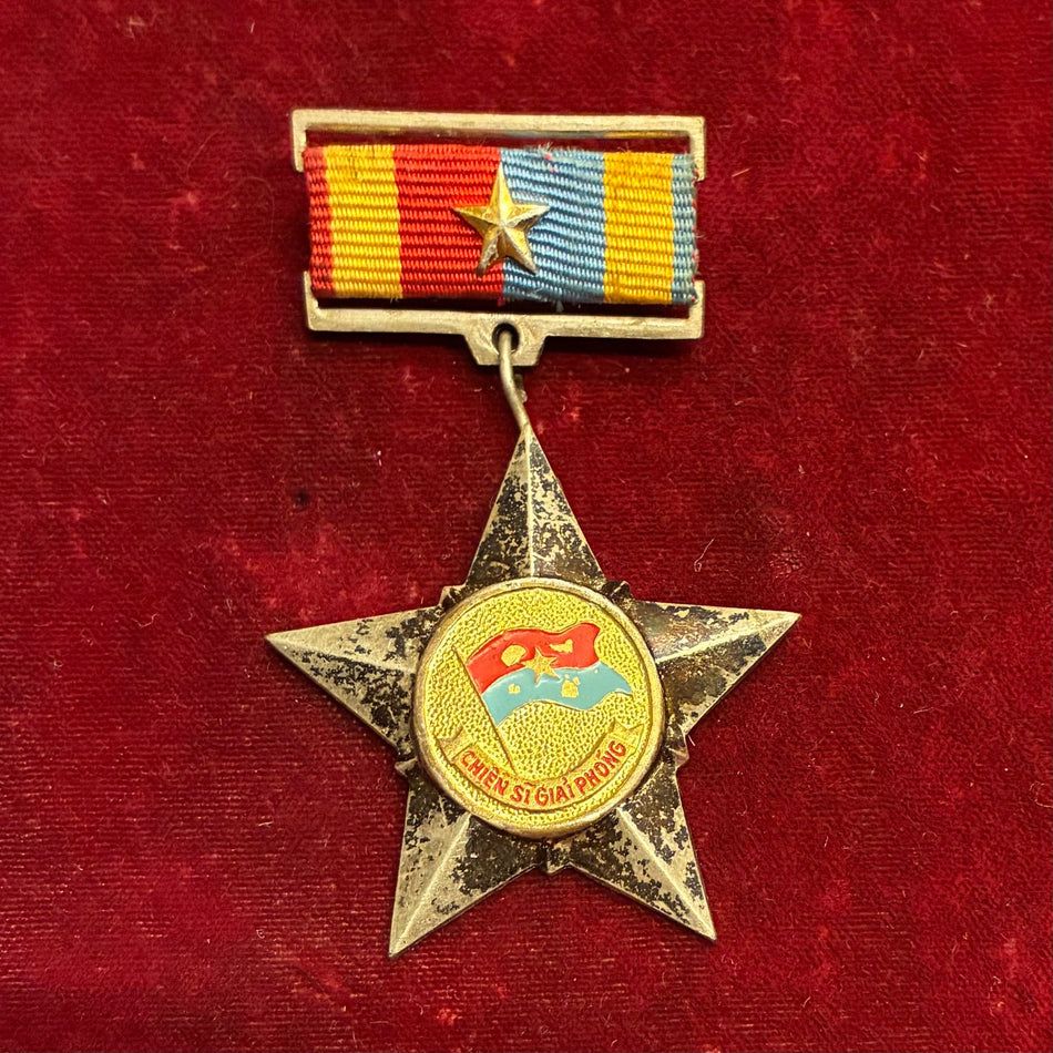 Vietnam - Stella  commemorativa per la liberazione del Vietnam