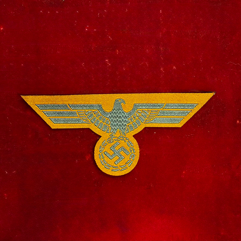 Aquila da petto in raso dell'Esercito tedesco