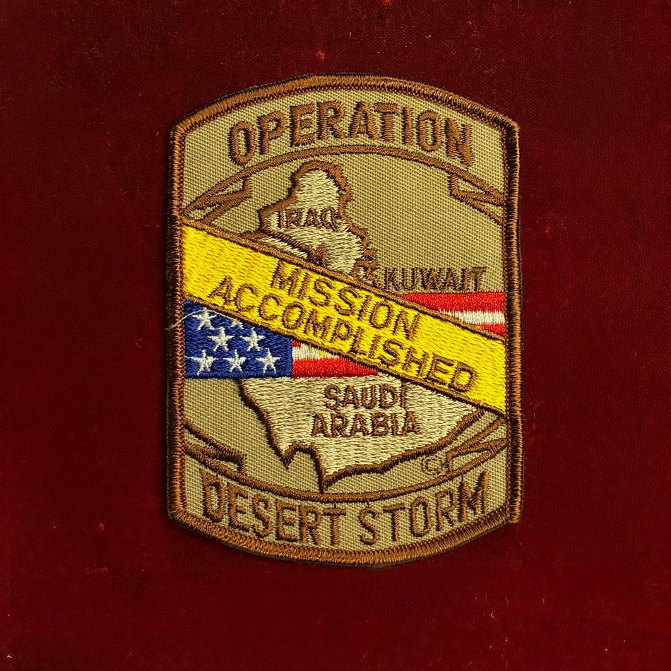 Distintivo commemorativo per la liberazione del Kuwait per l'Operazione " DESERT STORM "