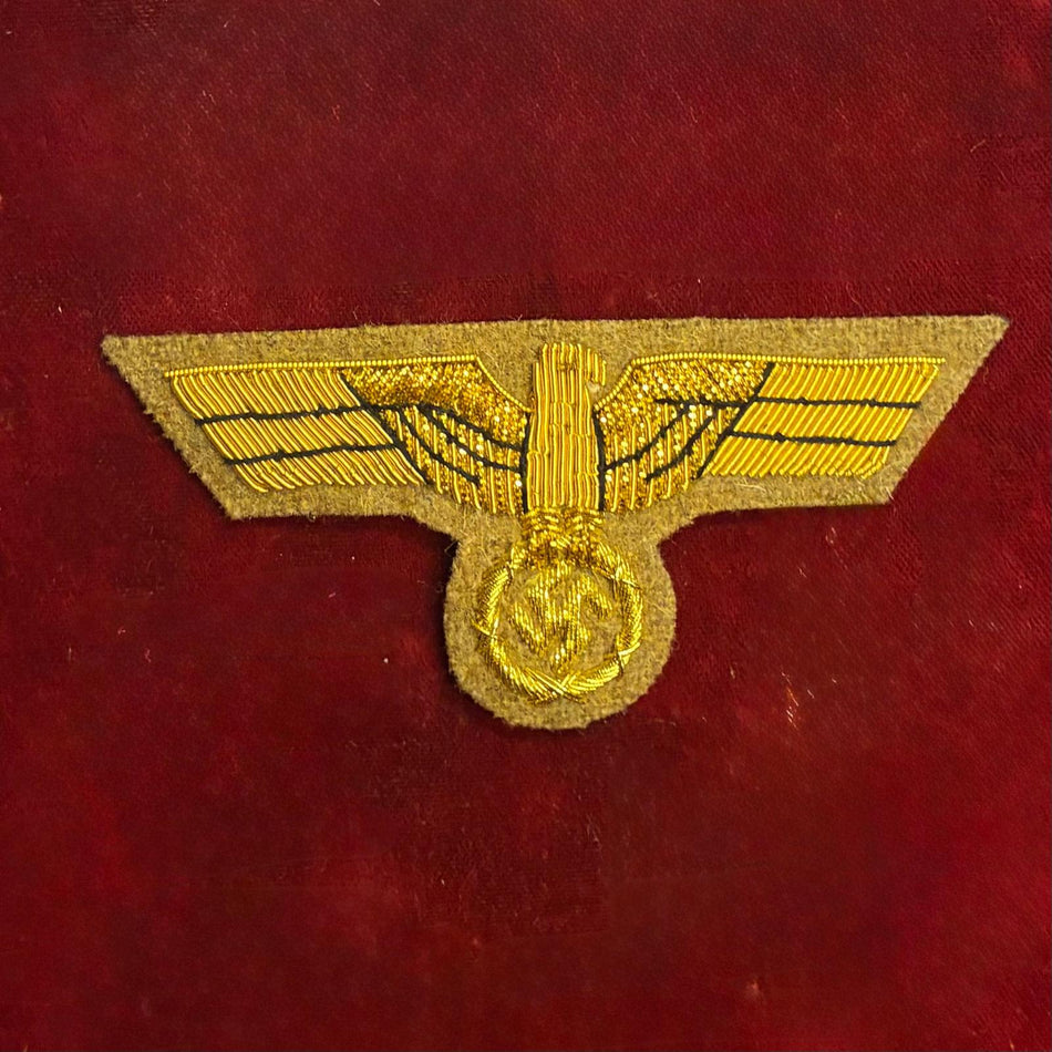 Aquila da petto per Ufficiali superiori dell' Esercito tedesco su fondo kaki - VARIANTE