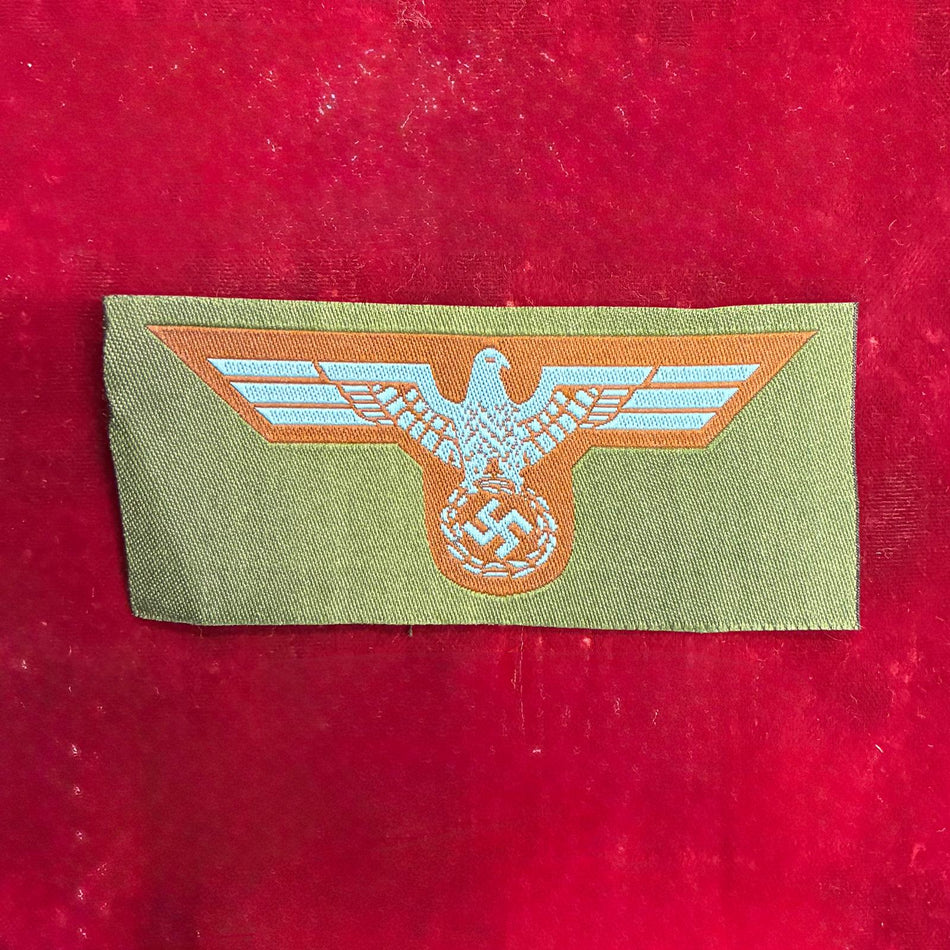 Aquila da feldmütze dell' Esercito tedesco su fondo verde - VARIANTE
