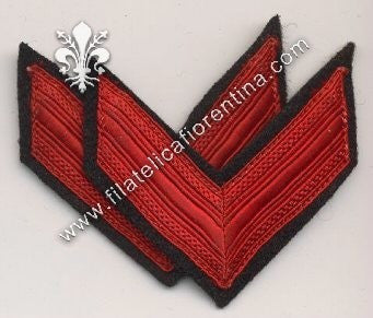 Coppia di gradi da manica da Carabiniere scelto su panno fondo nero