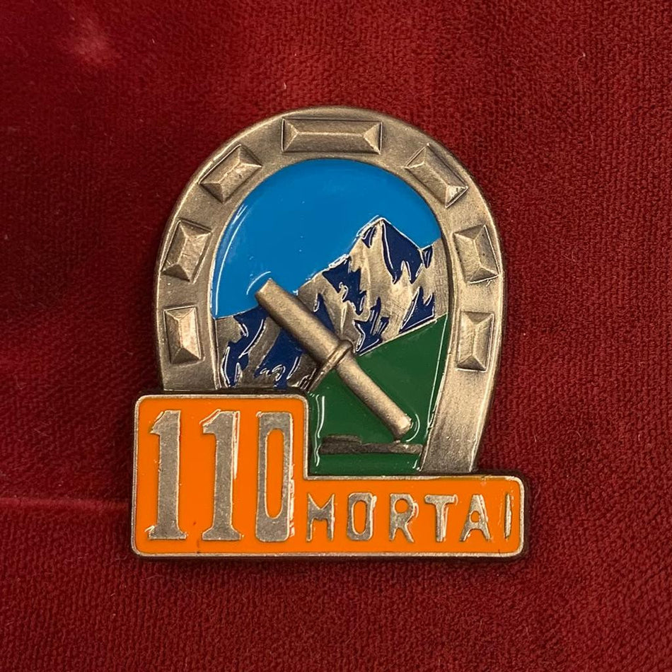 Distintivo della 110^ Compagnia mortai Battaglione alpini "EDOLO" 1950/75. Marcato GRANERO.