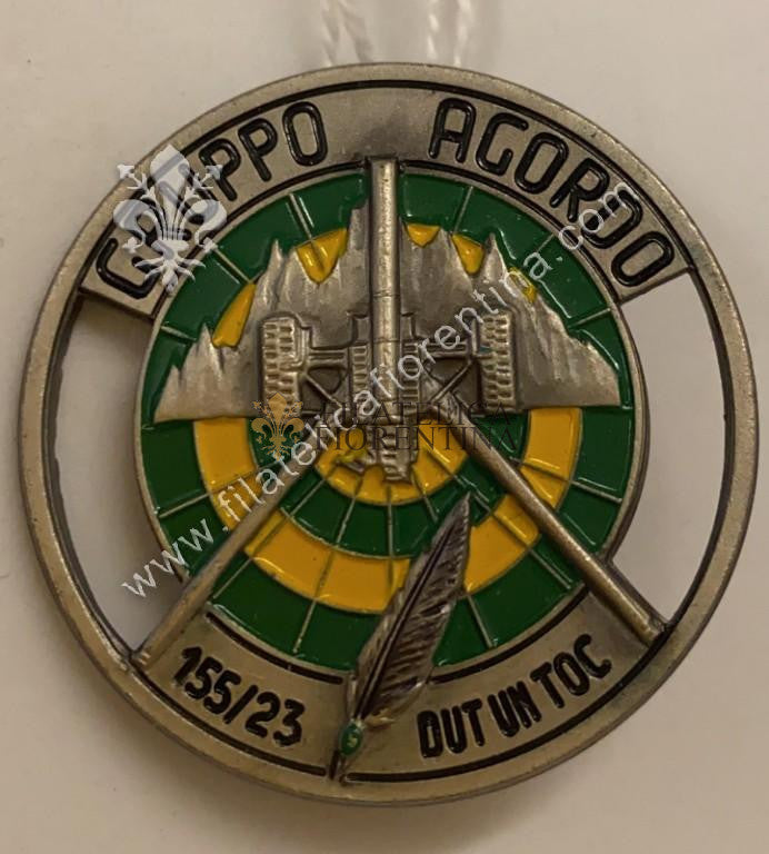 Distintivo del Gruppo artiglieria da montagna "AGORDO" 1953/75 - 1975/91. Argentato- Non marcato.