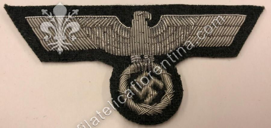 Aquila da ufficiale in canottiglia su fondo verde-grigio