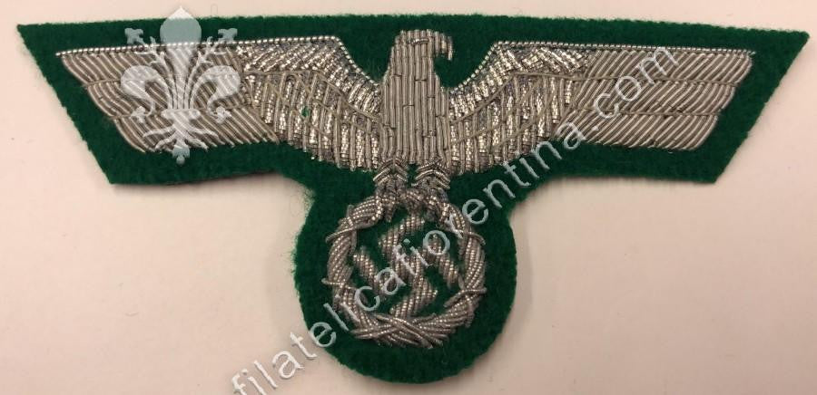 Aquila da Ufficiale in canottiglia su fondo verde chiaro (in panno)