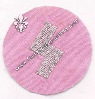 Distintivo da braccio in panno della Hitlerjugend - su fondo rosa
