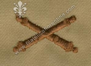 BOS ufficiale artiglieria ( desert ) marrone su sabbia