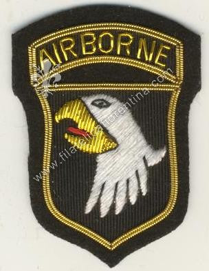 Airborne cucito con filo dorato - canottiglia ( formato ridotto )