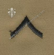 Gradi soldato colletto in nero su sabbia (coppia)