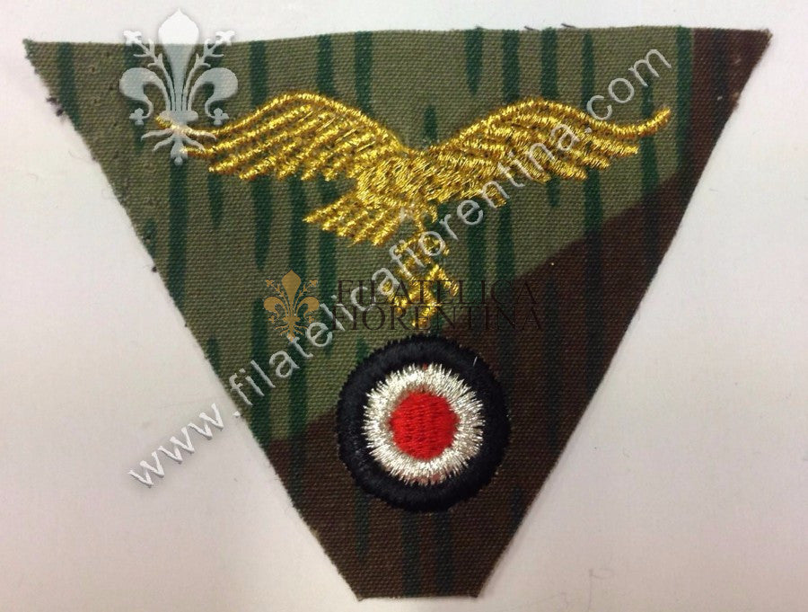 Fregio Luftwaffe con filo dorato fondo mimetico - Generale