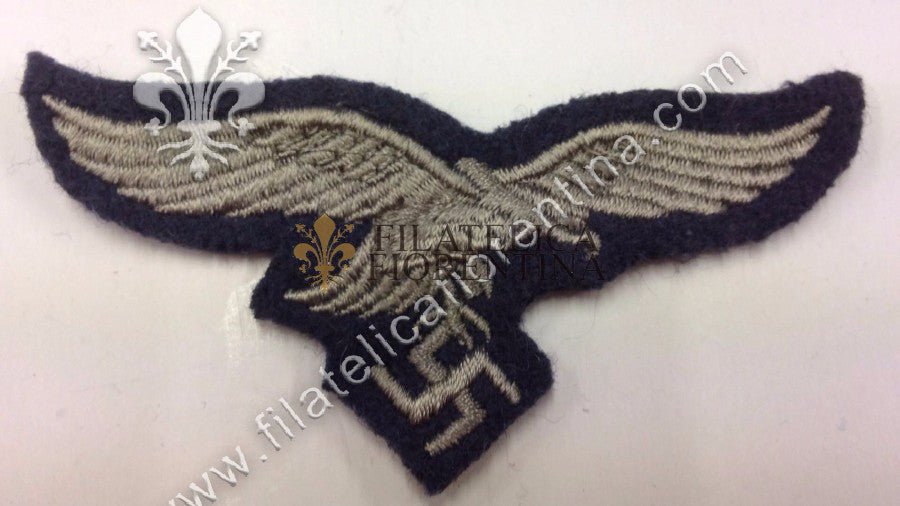 Aquila Luftwaffe da bustina a Truppa su fondo blu scuro