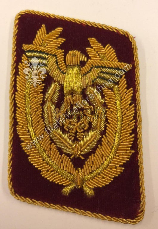 Mostrine NSDAP Reichsleiter ( fondo bordeaux ) in canottiglia