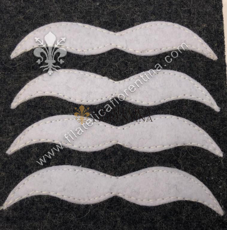 Grado da Oberfeldwebel - bianco su fondo grigio-blu