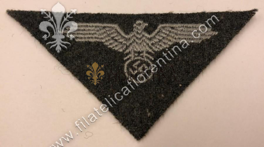 Aquila SS da truppa - filo grigio su fondo grigio