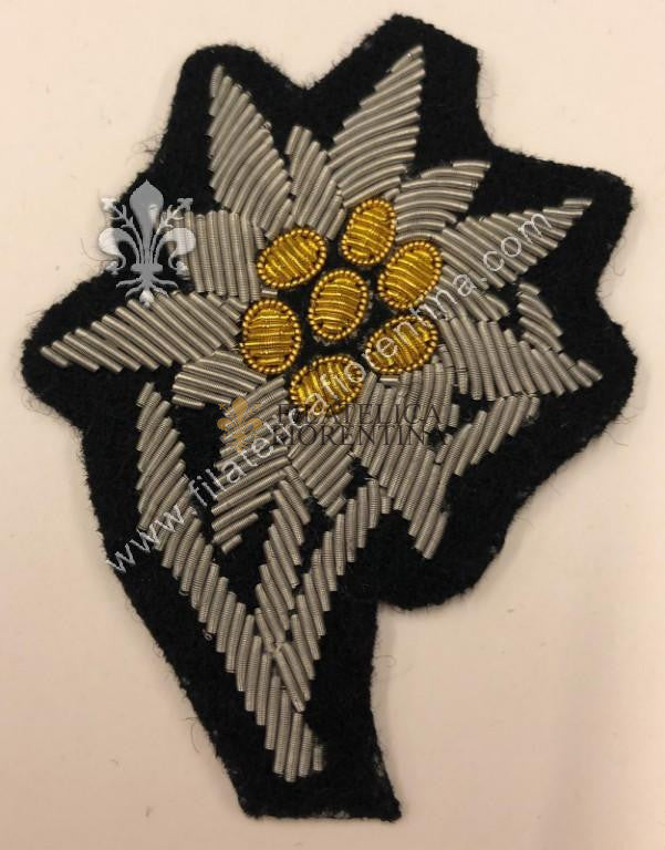 Stella Alpina ( Edelweiss ) SS - fondo nero in canottiglia