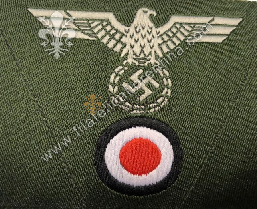Aquila con coccarda da truppa - fondo verde