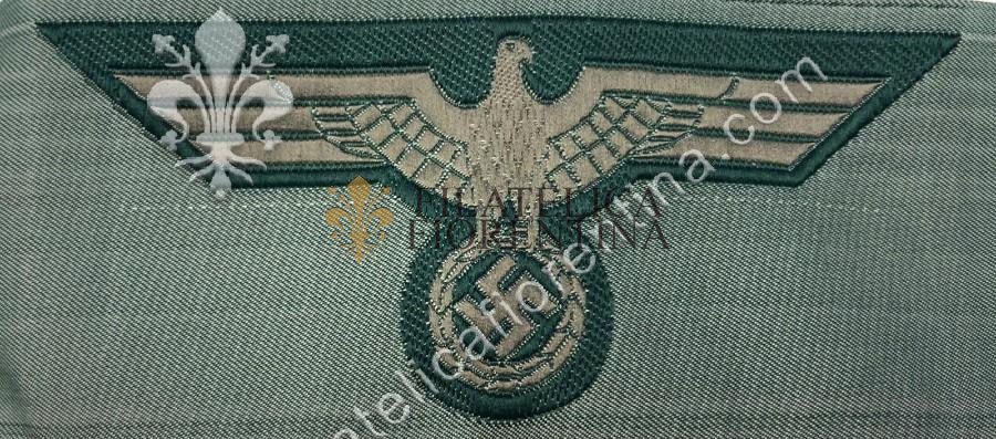 Aquila da truppa in seta, bianco su fondo verde