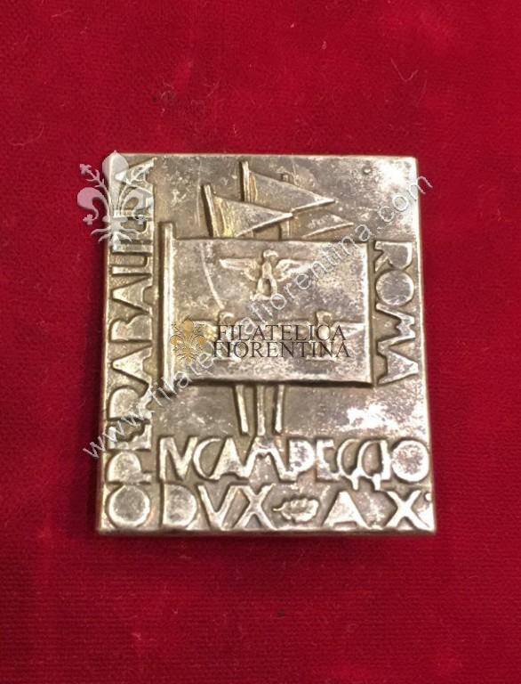 Distintivo del IV Campeggio Dux Roma