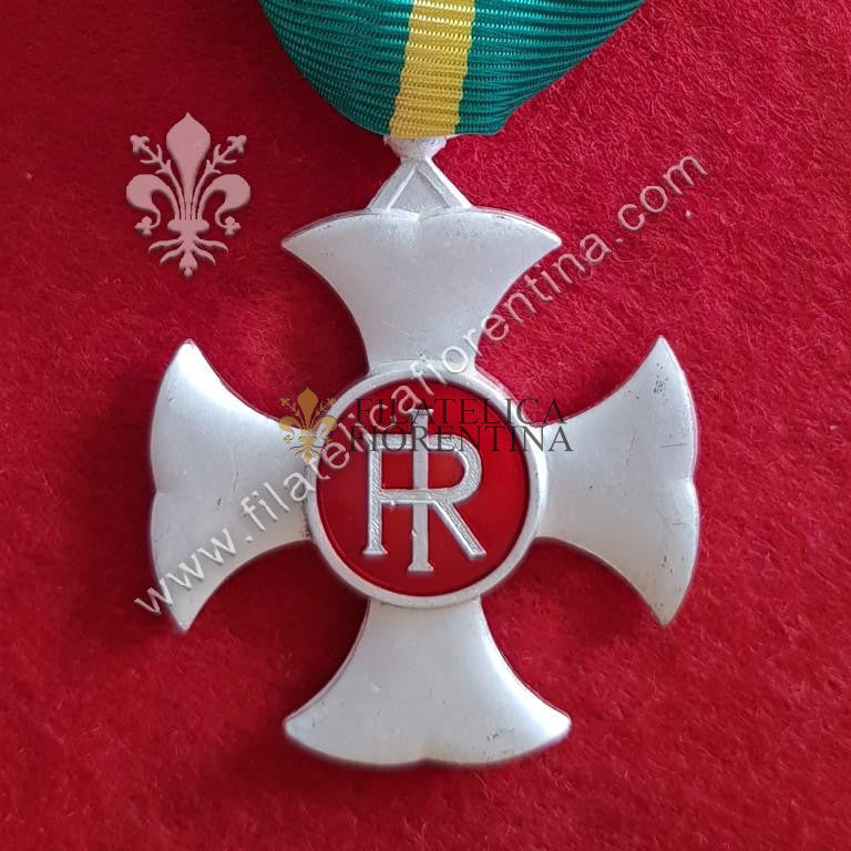 Croce al Merito di Servizio nella Guardia di Finanza