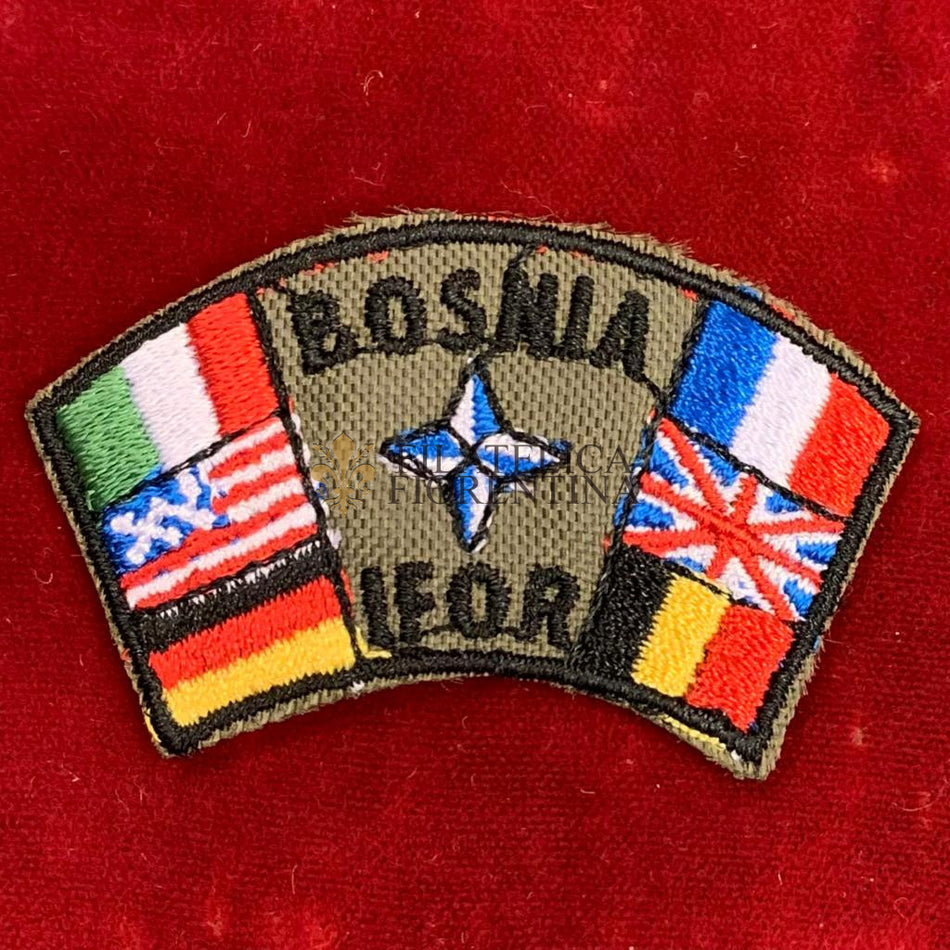 Distintivo BOSNIA IFOR Nato ( mignon )