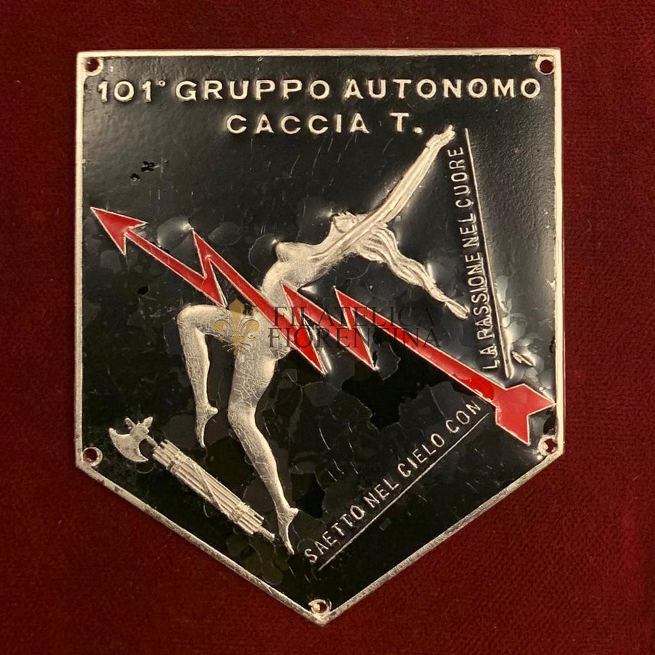 Distintivo del 101° Gruppo Autonomo Caccia Terrestri - in alluminio con fulmine rosso
