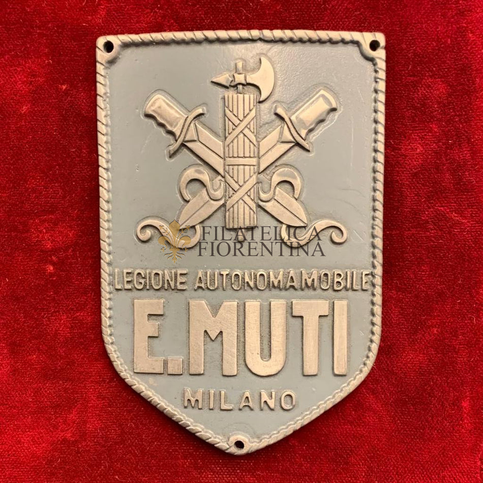 Distintivo della Legione Autonoma Mobile “E. MUTI MILANO" (metallo)