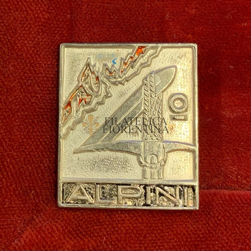 Distintivo a spilla “4º Reggimento Alpini” - variante senza smalto