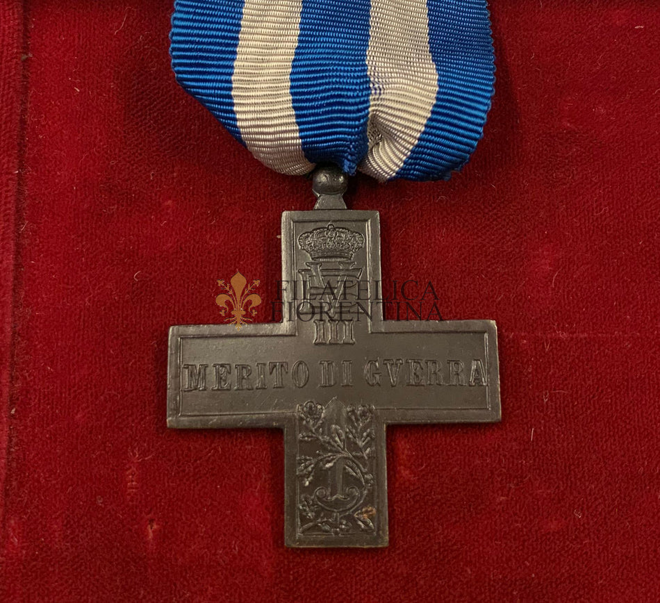 Croce al "Merito di Guerra" - Vittorio Emanuele III - variante