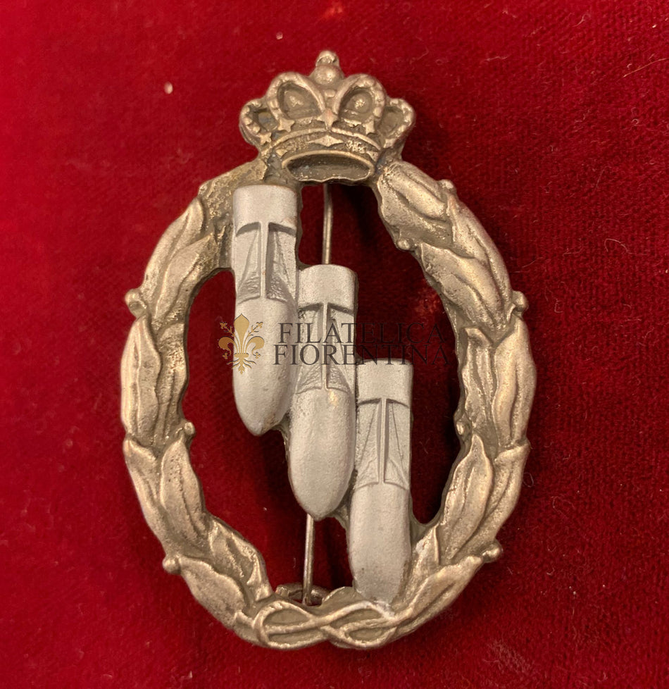 Brevetto per azioni di Guerra, Bombardieri della RR. AA.- Grado argento