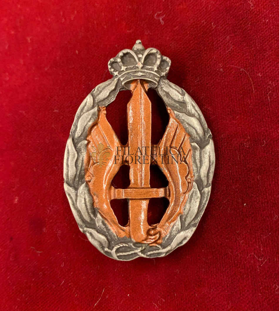 Distintivo Regia Aeronautica per azioni di guerra, Assalto e Combattimento - Grado bronzo