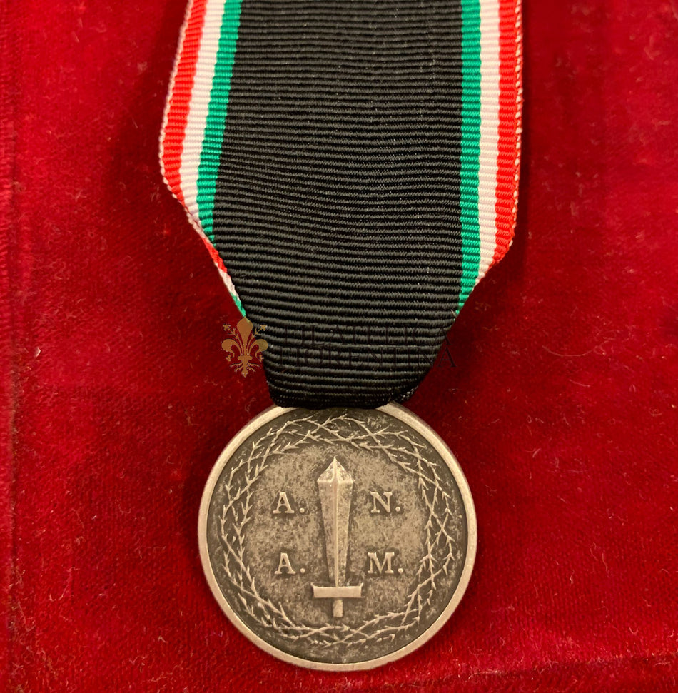 Medaglia per il ventennale della Fondazione M.V.S.N. - modello argento