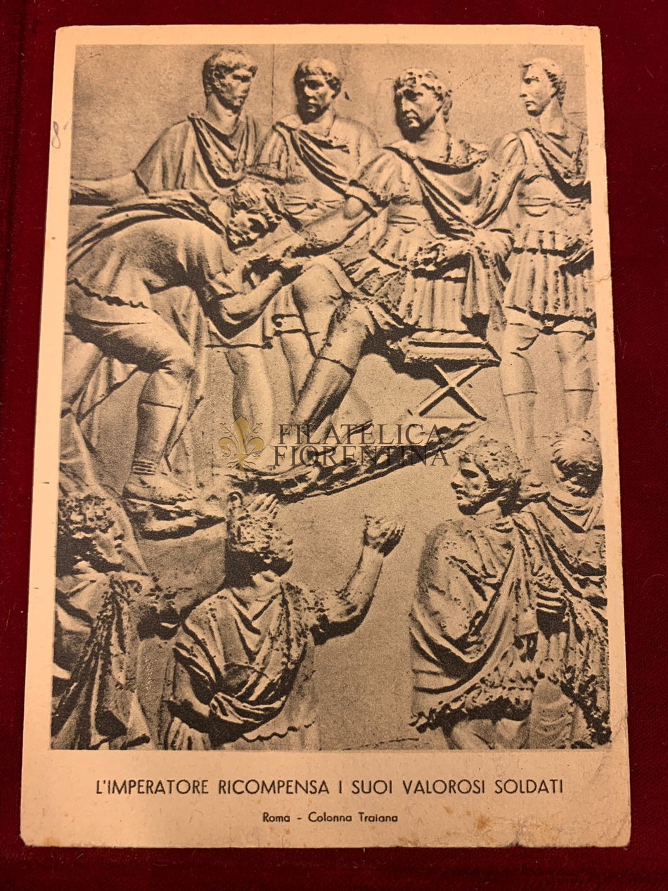 Cartoline militari BASSORILIEVI ROMANI "L'imperatore ricompensa i suoi valorosi soldati"