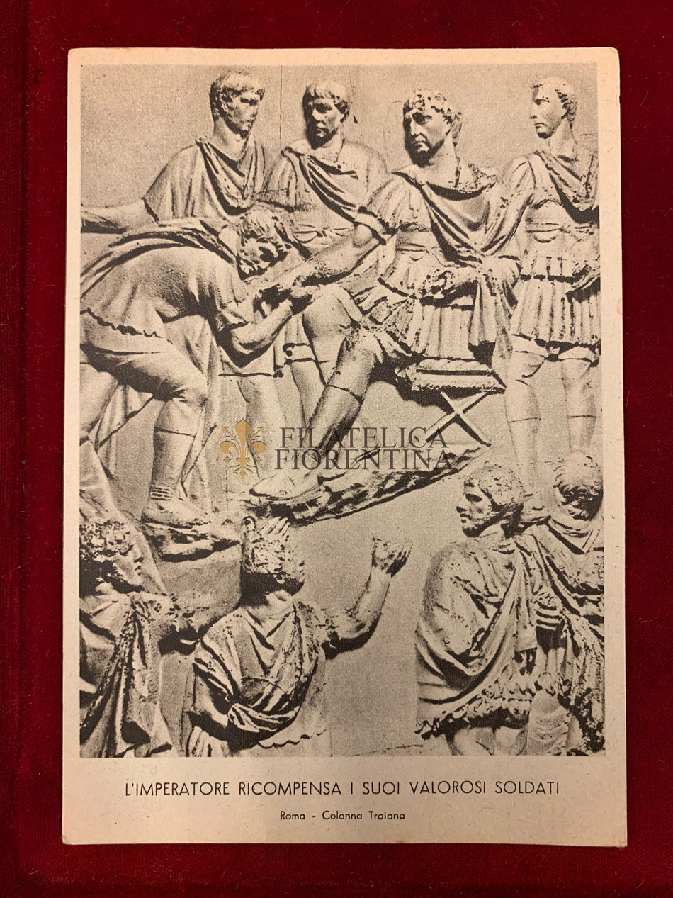 Cartoline militari BASSORILIEVI ROMANI "L'imperatore ricompensa i suoi valorosi soldati"