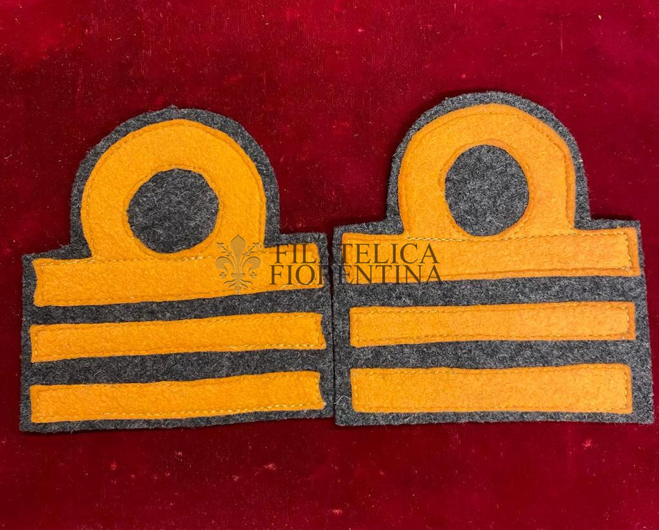 Coppia di gradi da Capitano del regio esercito